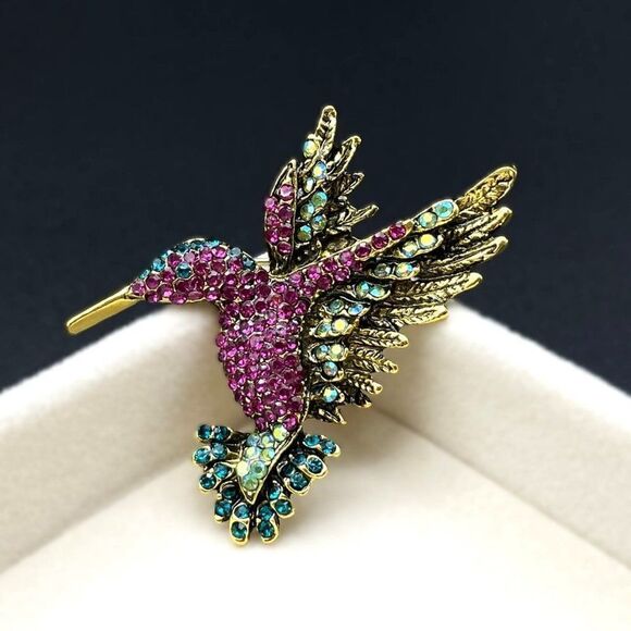 Yellow Gold with Fuchsia and Aquamarine Blue Crystal Hummingbird Pin Back Brooch - Picture 2 of 7